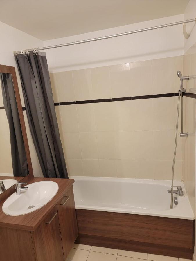 Boissy Gare Rer A Appartement 1 A 3 Chambres Au Choix Bagian luar foto