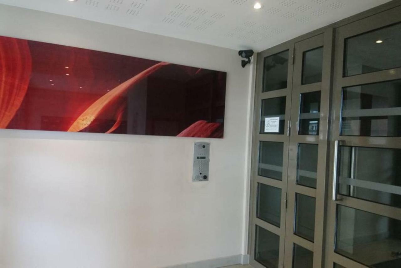 Boissy Gare Rer A Appartement 1 A 3 Chambres Au Choix Bagian luar foto