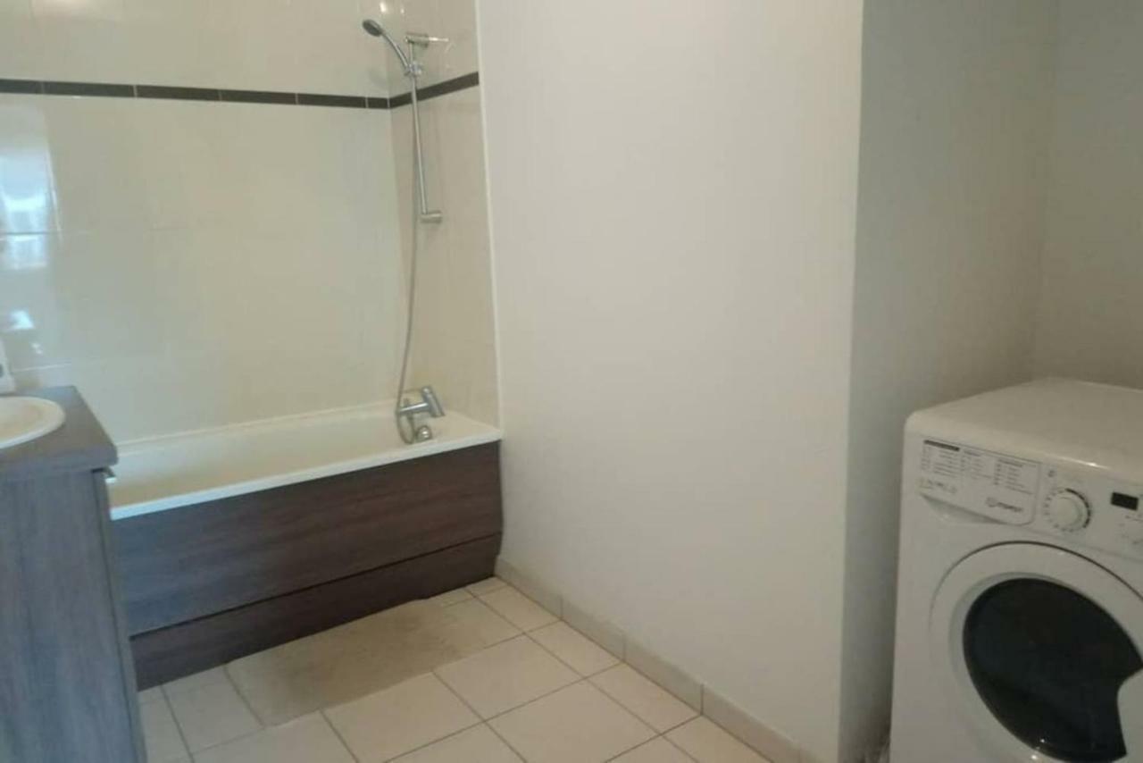 Boissy Gare Rer A Appartement 1 A 3 Chambres Au Choix Bagian luar foto